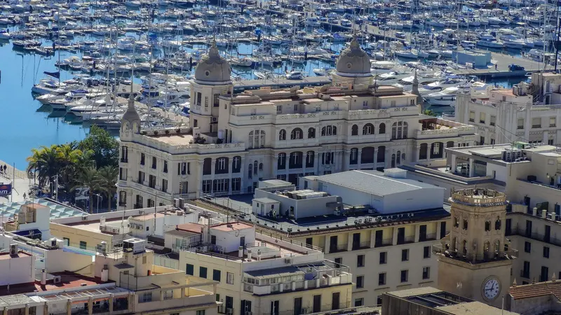 Manitas en Alicante