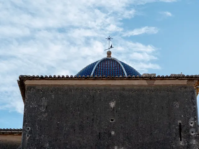 Cúpula de azulejos en Dénia
